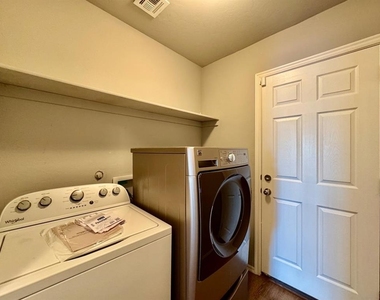 11656 Nw 134th Street - Photo Thumbnail 17
