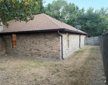 1058 E Jefferson Street - Photo Thumbnail 26