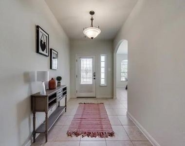 808 Oak Valley - Photo Thumbnail 5