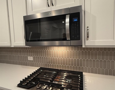 5408 Locke Drive - Photo Thumbnail 15