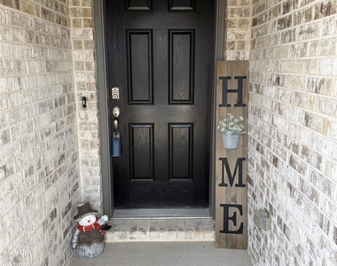 5408 Locke Drive - Photo Thumbnail 3