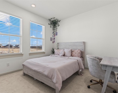15627 Rue Drive - Photo Thumbnail 31