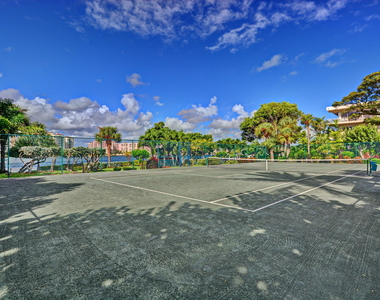 550 S Ocean Boulevard - Photo Thumbnail 13