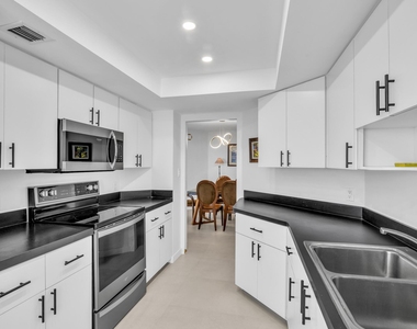 550 S Ocean Boulevard - Photo Thumbnail 34