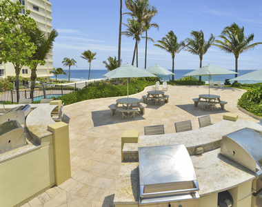 550 S Ocean Boulevard - Photo Thumbnail 11