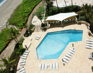 550 S Ocean Boulevard - Photo Thumbnail 7