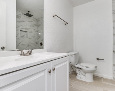 1606 W Shore Drive - Photo Thumbnail 22