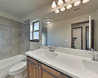 5521 Cheyenne Road - Photo Thumbnail 12