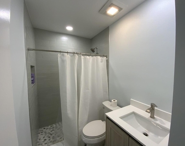 120 Lehane Terrace - Photo Thumbnail 12