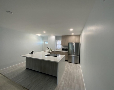 120 Lehane Terrace - Photo Thumbnail 5