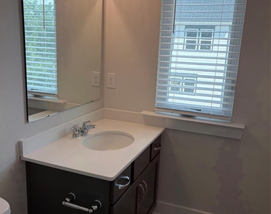 413 Nathaniel Way - Photo Thumbnail 31
