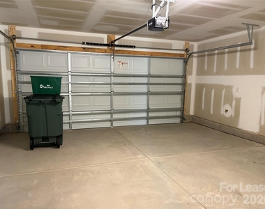 413 Nathaniel Way - Photo Thumbnail 9