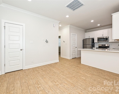 1714 Club Road - Photo Thumbnail 3