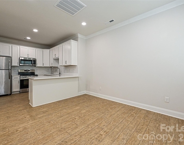 1714 Club Road - Photo Thumbnail 4
