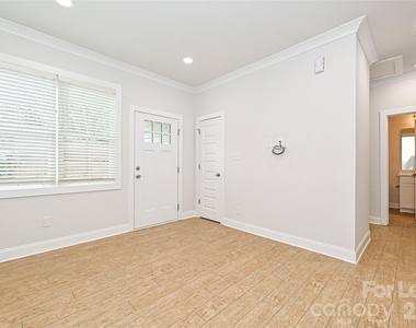 1714 Club Road - Photo Thumbnail 10