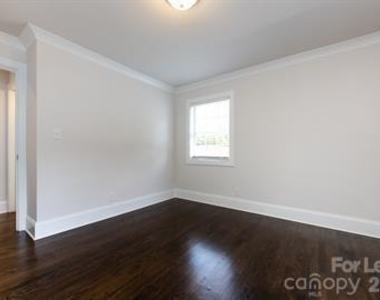 1704 Club Road - Photo Thumbnail 23