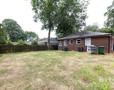 1704 Club Road - Photo Thumbnail 8