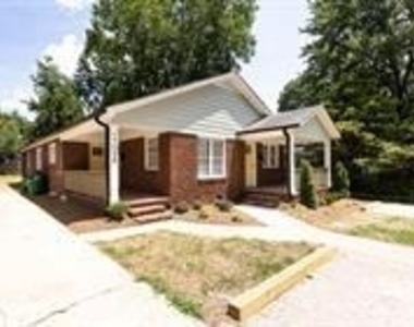 1704 Club Road - Photo Thumbnail 3