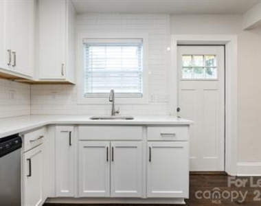 1704 Club Road - Photo Thumbnail 15