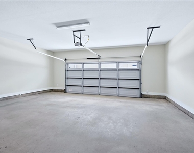 2906 Woodland Street - Photo Thumbnail 29