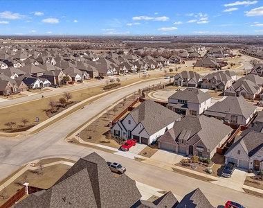 3316 Honey Suckle Lane - Photo Thumbnail 36