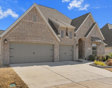3316 Honey Suckle Lane - Photo Thumbnail 1