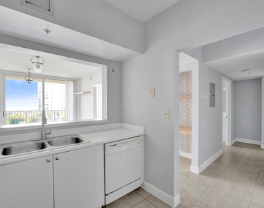 3020 Ne 32nd Avenue - Photo Thumbnail 10