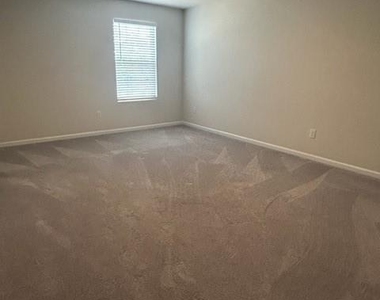 212 Brentwood Drive - Photo Thumbnail 11