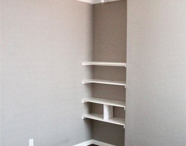 12401 Lonesome Pine Place - Photo Thumbnail 18