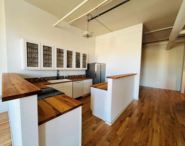 201 Chambers Street - Photo Thumbnail 4