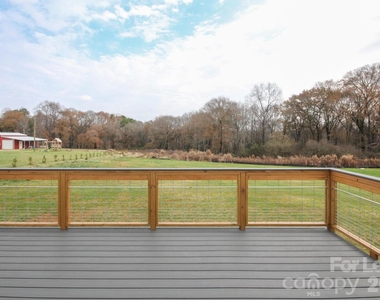 1090 Startown Road - Photo Thumbnail 43