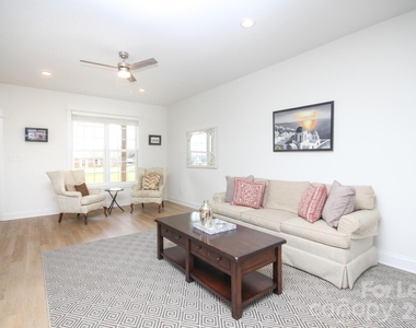 1090 Startown Road - Photo Thumbnail 7