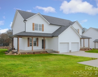 1090 Startown Road - Photo Thumbnail 1