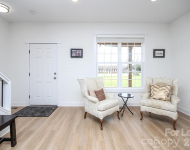 1090 Startown Road - Photo Thumbnail 3