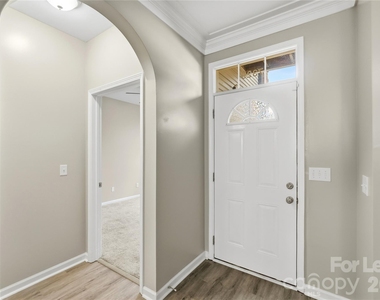 7329 Michaels Landing Drive - Photo Thumbnail 2