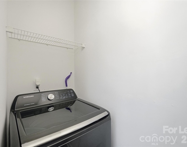 7329 Michaels Landing Drive - Photo Thumbnail 9