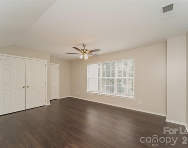 2045 Mallard Pine Court - Photo Thumbnail 9