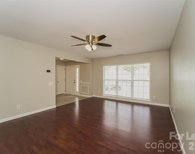 2045 Mallard Pine Court - Photo Thumbnail 6