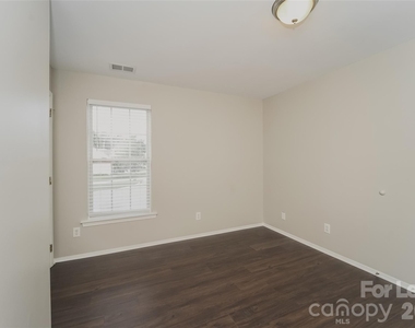 2045 Mallard Pine Court - Photo Thumbnail 11