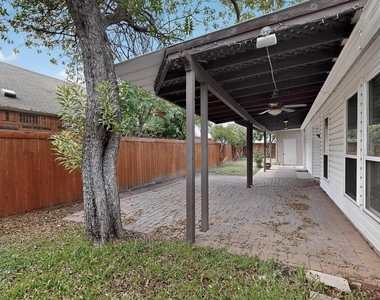 936 Sugarberry Drive - Photo Thumbnail 13