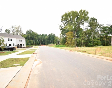 11816 Basking Drive - Photo Thumbnail 17