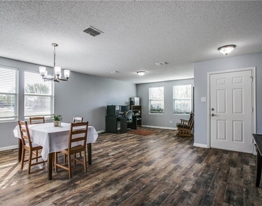 5400 Cedar Mountain Drive - Photo Thumbnail 3