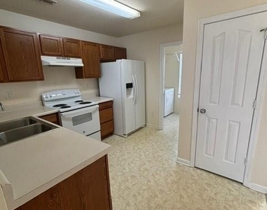 14016 Sugar Oats Lane - Photo Thumbnail 4