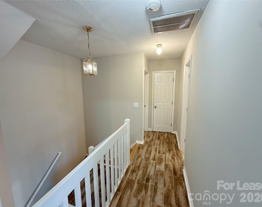 5745 Prescott Court - Photo Thumbnail 12