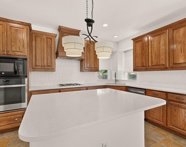 4304 Harpers Ferry Drive - Photo Thumbnail 14