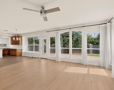 4304 Harpers Ferry Drive - Photo Thumbnail 11