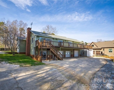 8502 Pine Lake Road - Photo Thumbnail 2