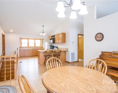 8502 Pine Lake Road - Photo Thumbnail 7