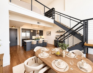 3611 Congress Avenue - Photo Thumbnail 1