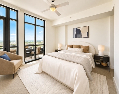 3611 Congress Avenue - Photo Thumbnail 2